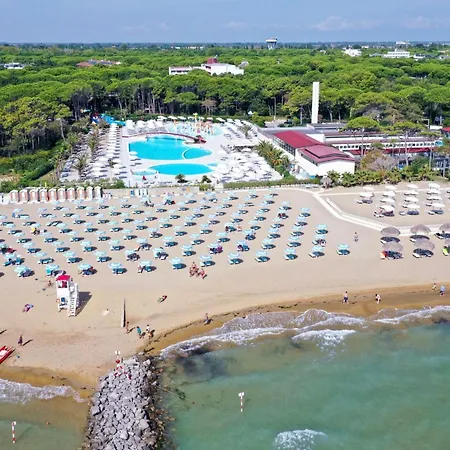Modern With Garden In Lignano * 利尼亚诺萨比亚多罗