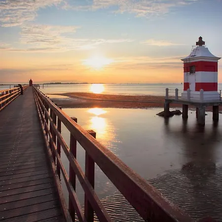 Villa Modern With Garden In Lignano *